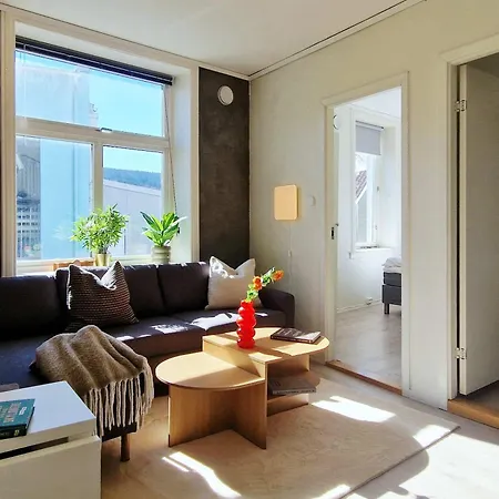 4 Bedrooms ,king Bed, In The Heart Of 別荘 ベルゲン