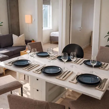 4 Bedrooms ,king Bed, In The Heart Of ベルゲン